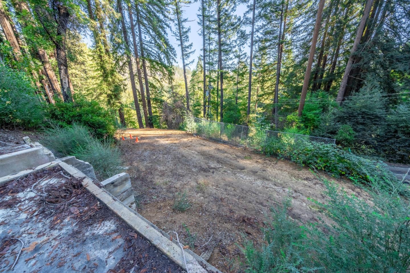 350 Madrone Drive