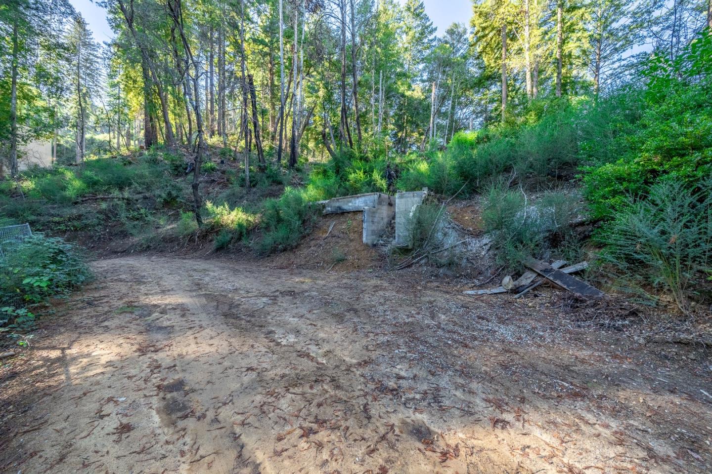 350 Madrone Drive