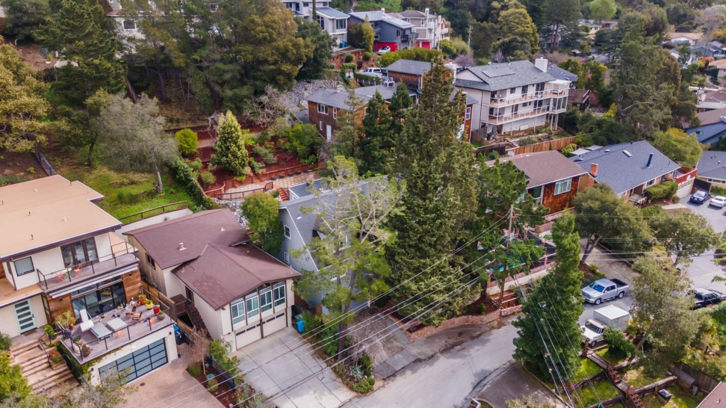 38 Roslyn Avenue