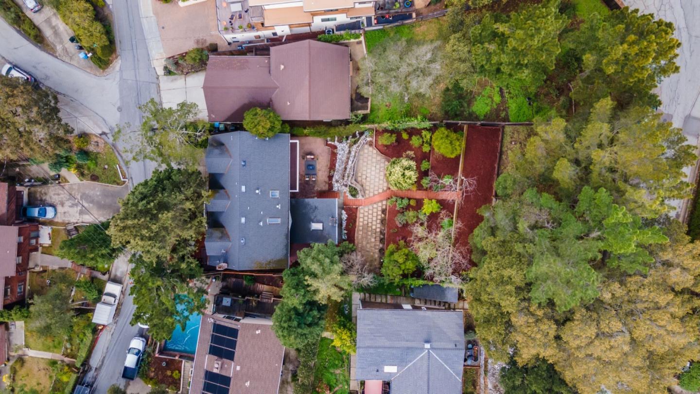 38 Roslyn Avenue