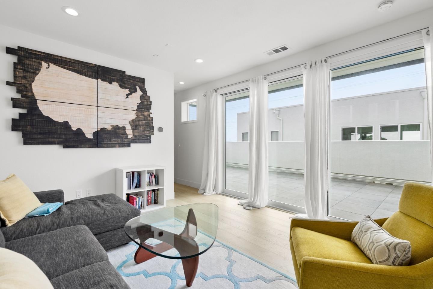 102 Crape Court