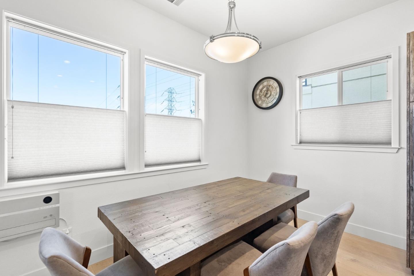 102 Crape Court