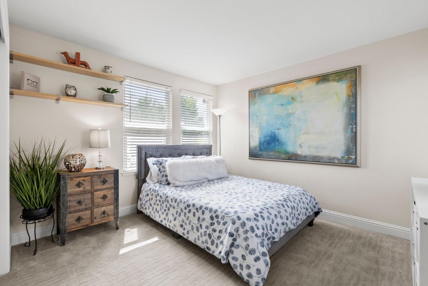 802 Mendocino Way