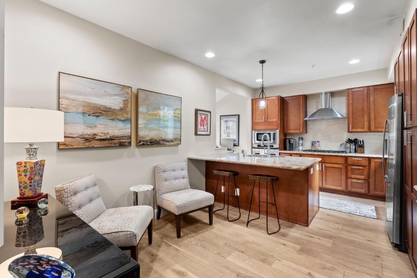 802 Mendocino Way