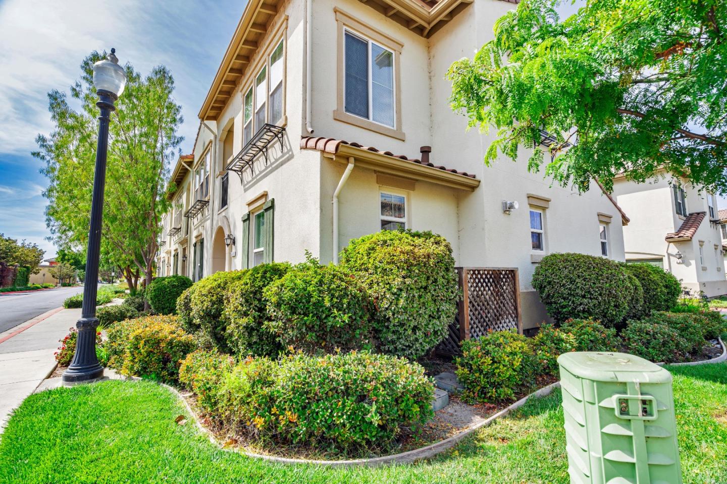 307 Shaughnessy