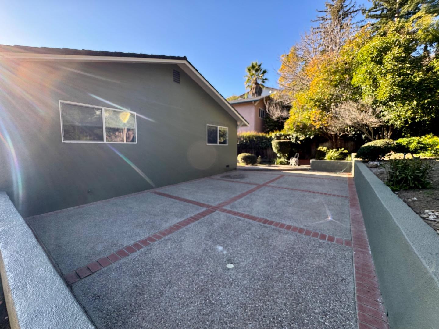 430 Clifton Avenue