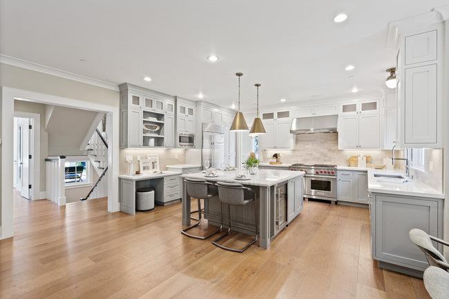 1180 North Lemon Avenue