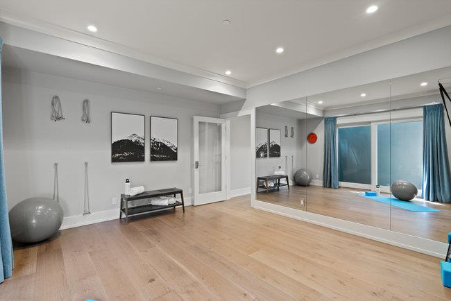 1180 North Lemon Avenue