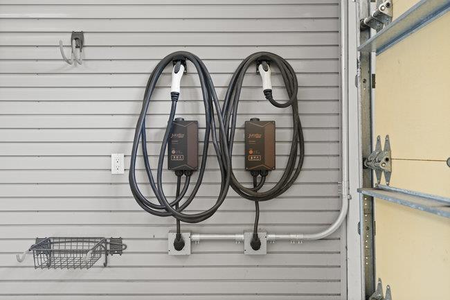 1180 North Lemon Avenue