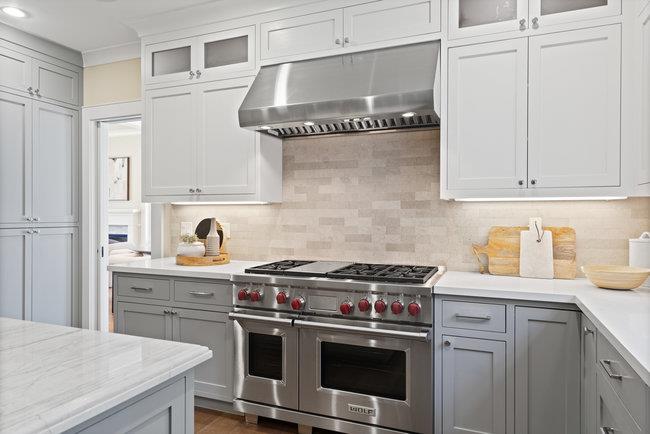 1180 North Lemon Avenue