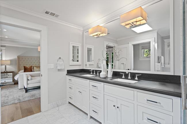 1180 North Lemon Avenue