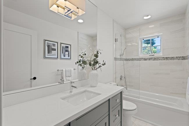 1180 North Lemon Avenue