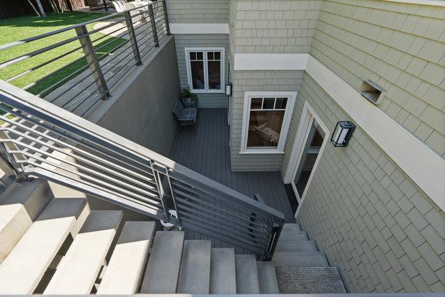 1180 North Lemon Avenue