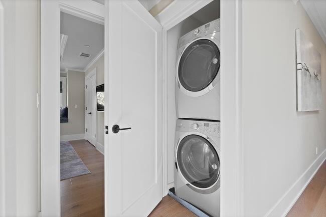 1180 North Lemon Avenue