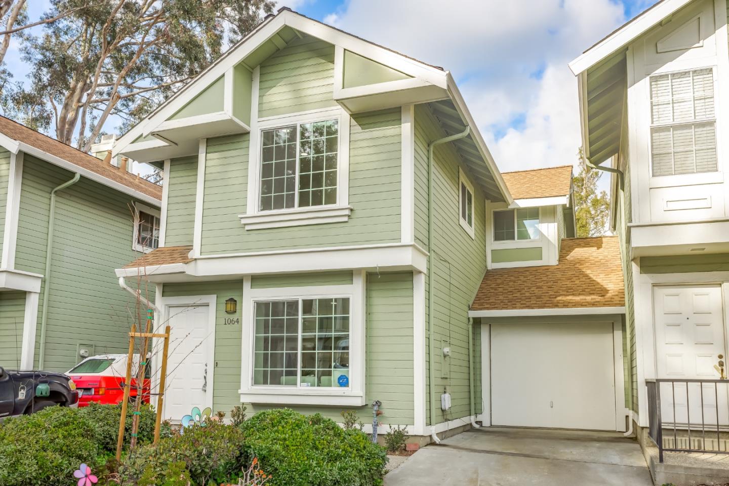 1064 Rymar Place