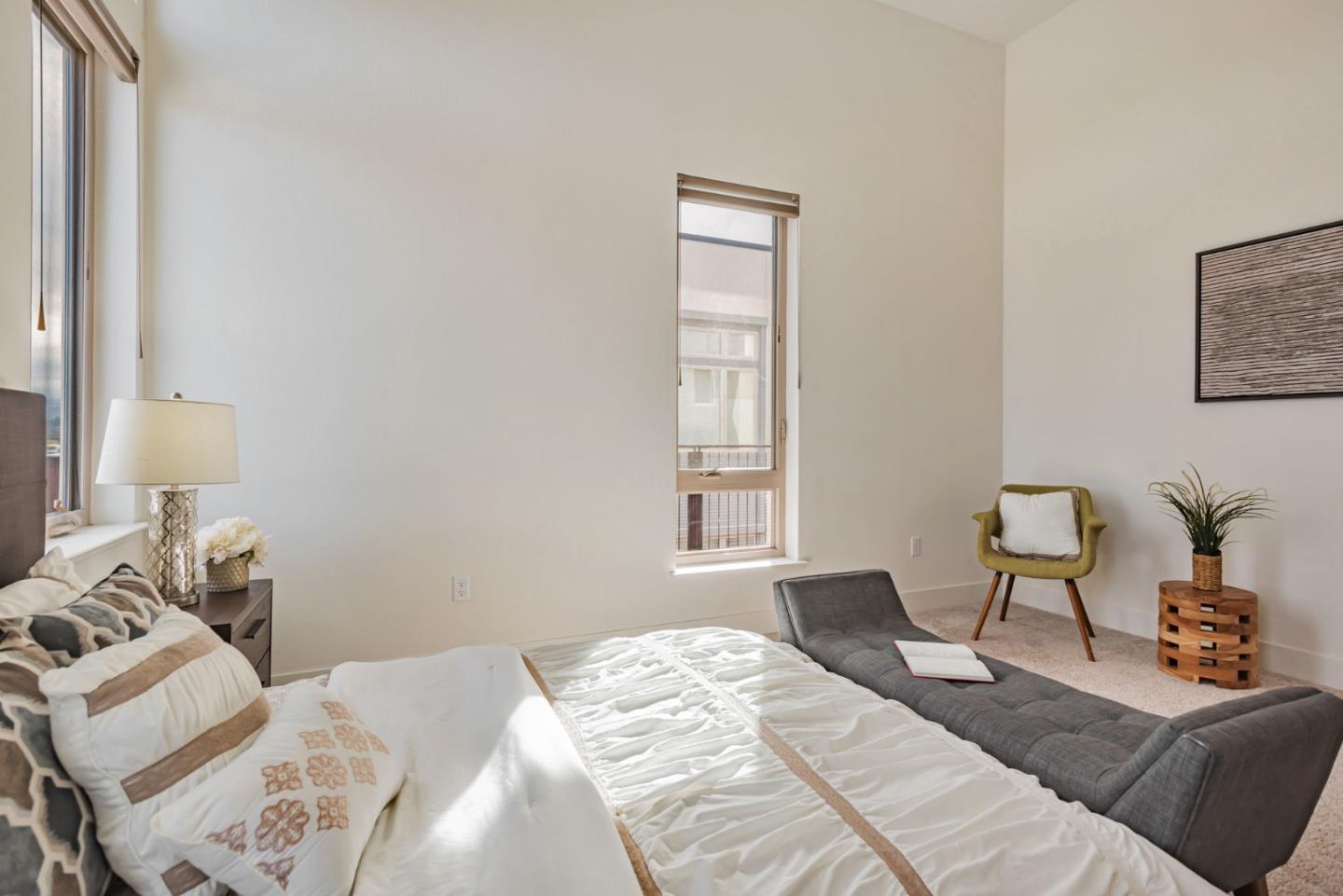 1028 Foster Square Lane 403