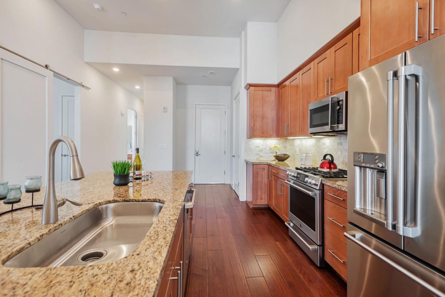 1028 Foster Square Lane 403