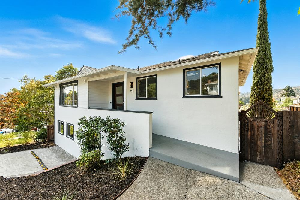 1961 Alden Street