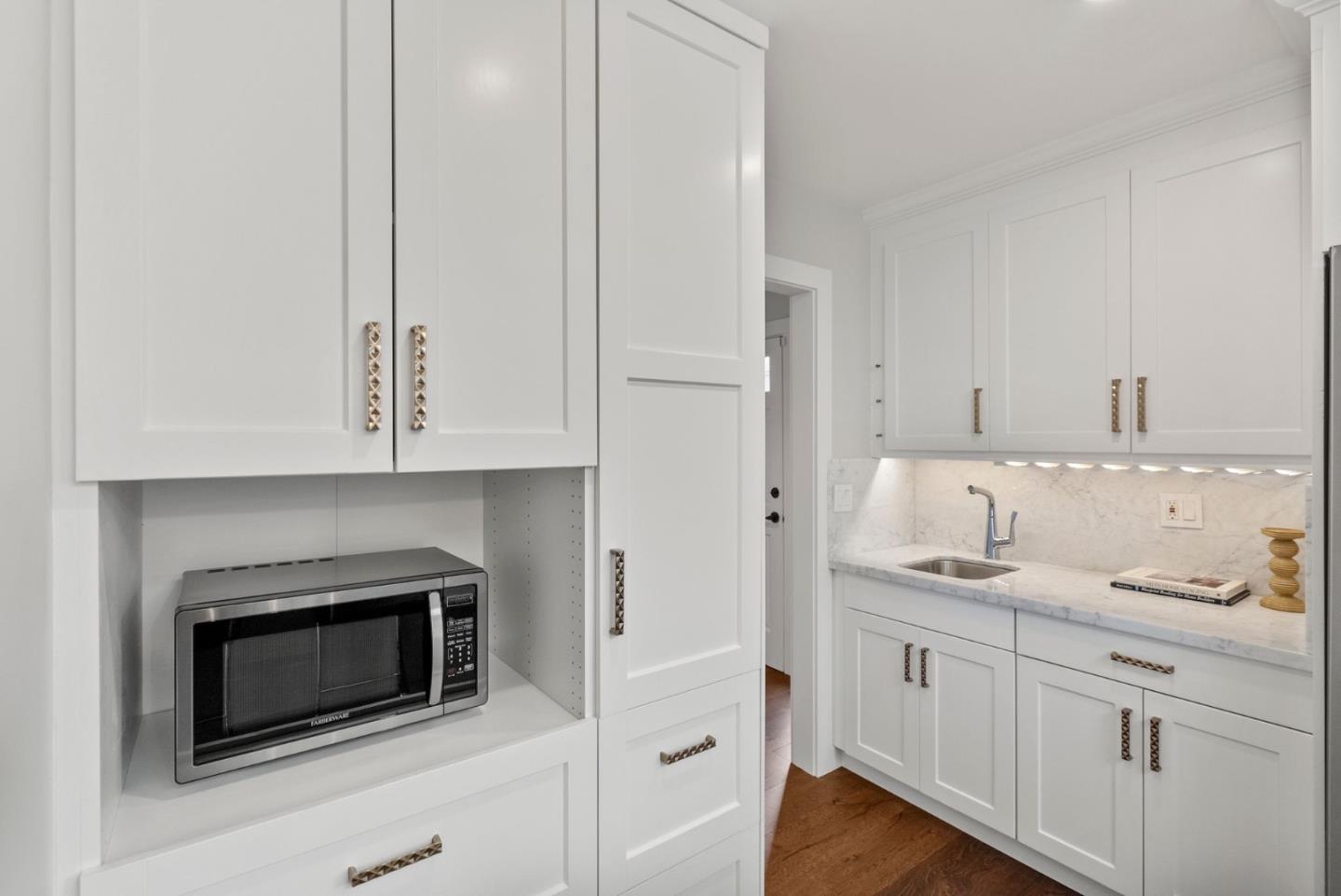 329 San Rafael Avenue