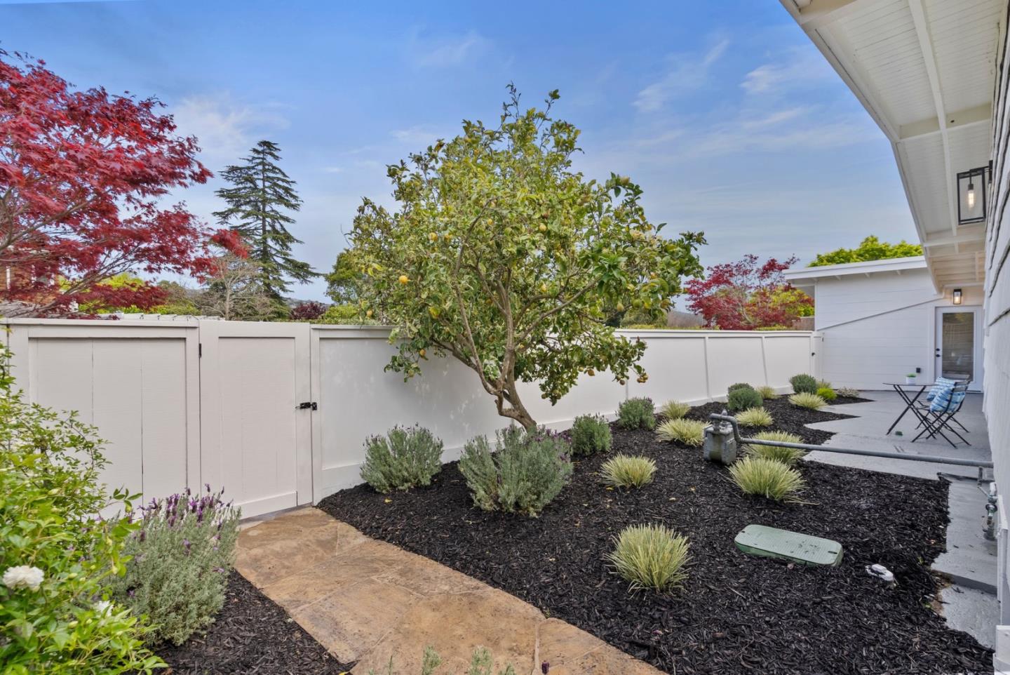 329 San Rafael Avenue