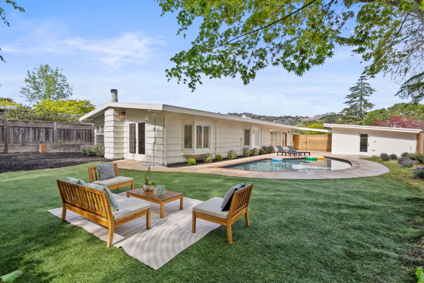 329 San Rafael Avenue