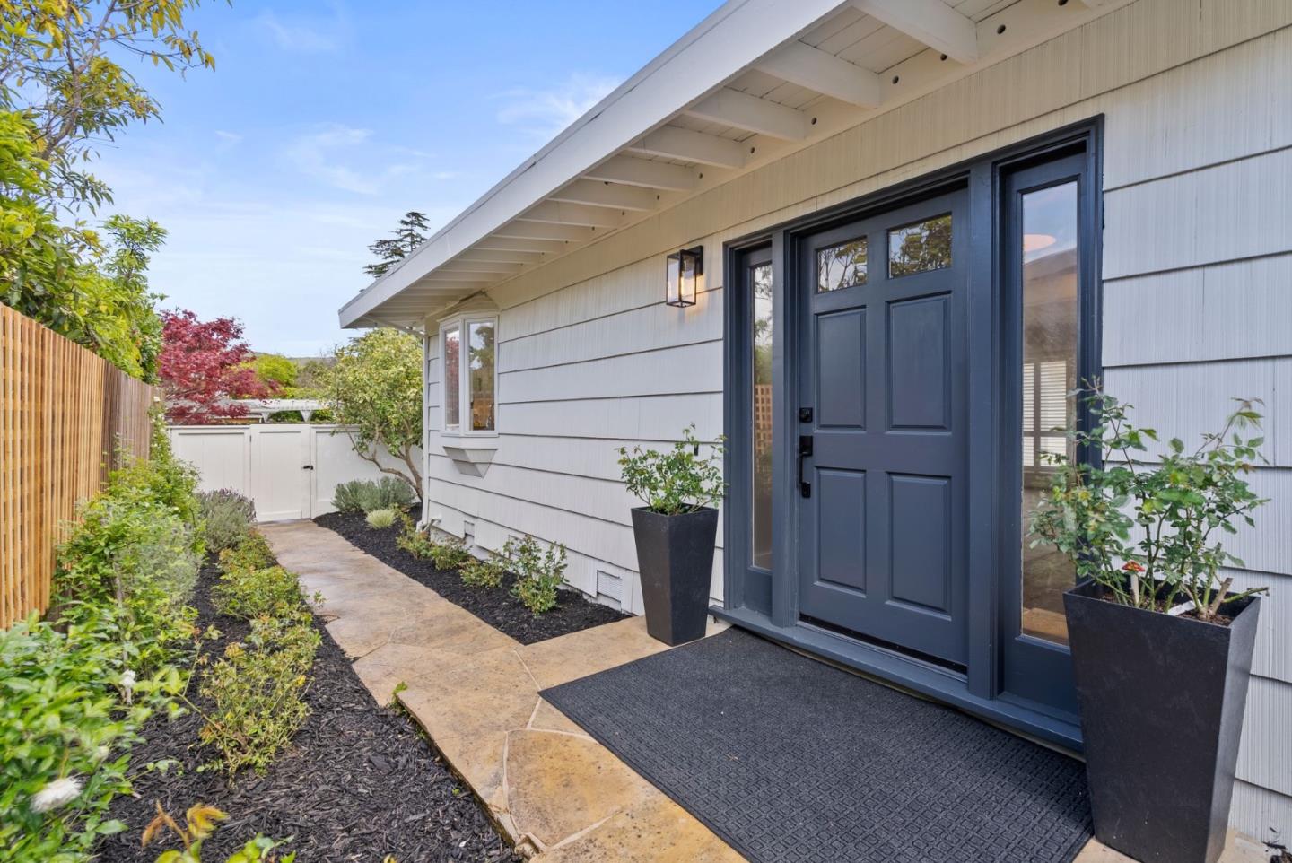 329 San Rafael Avenue