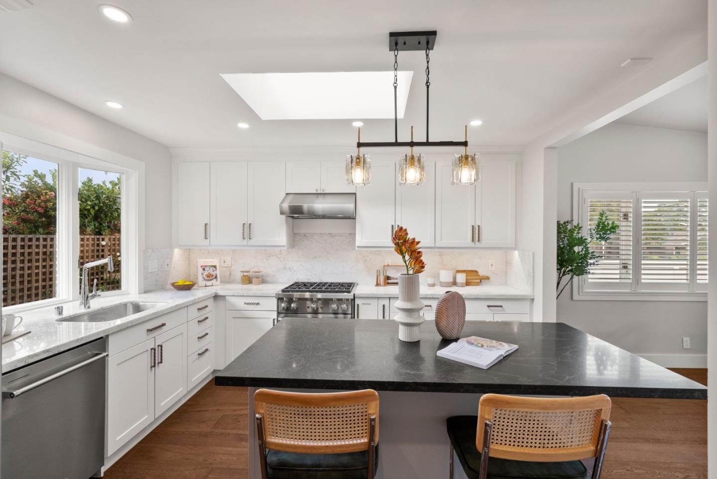 329 San Rafael Avenue