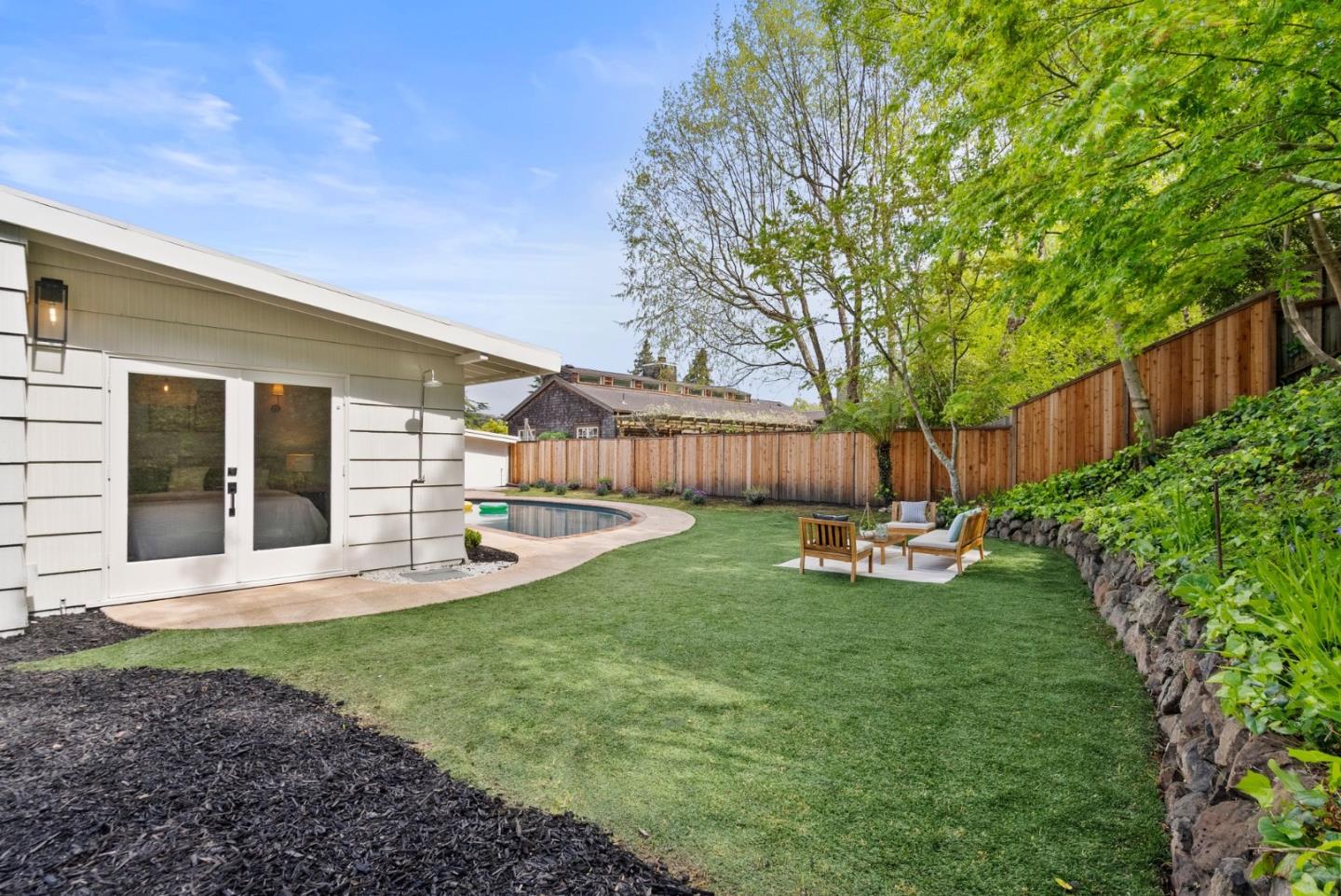 329 San Rafael Avenue