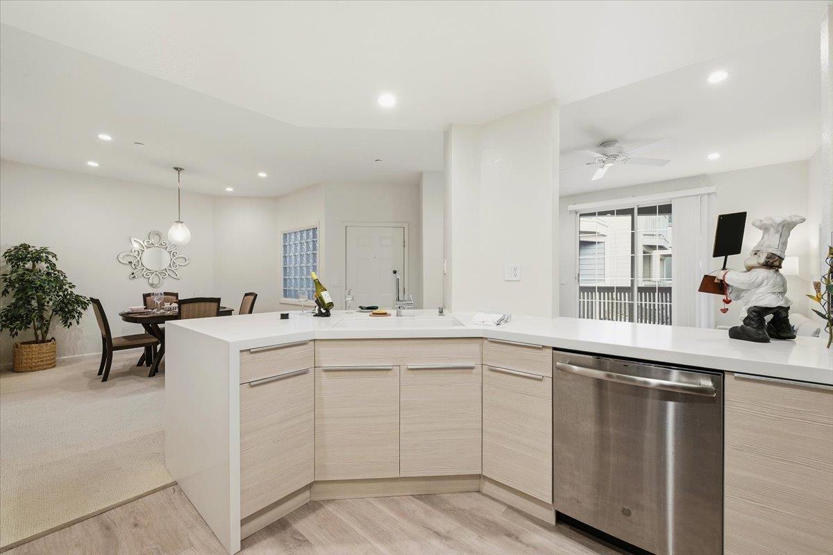 608 Arcadia Terrace 201