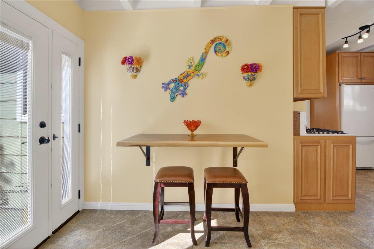 22 Melway Circle