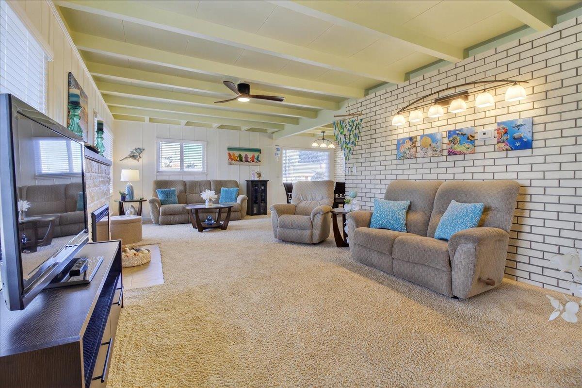22 Melway Circle