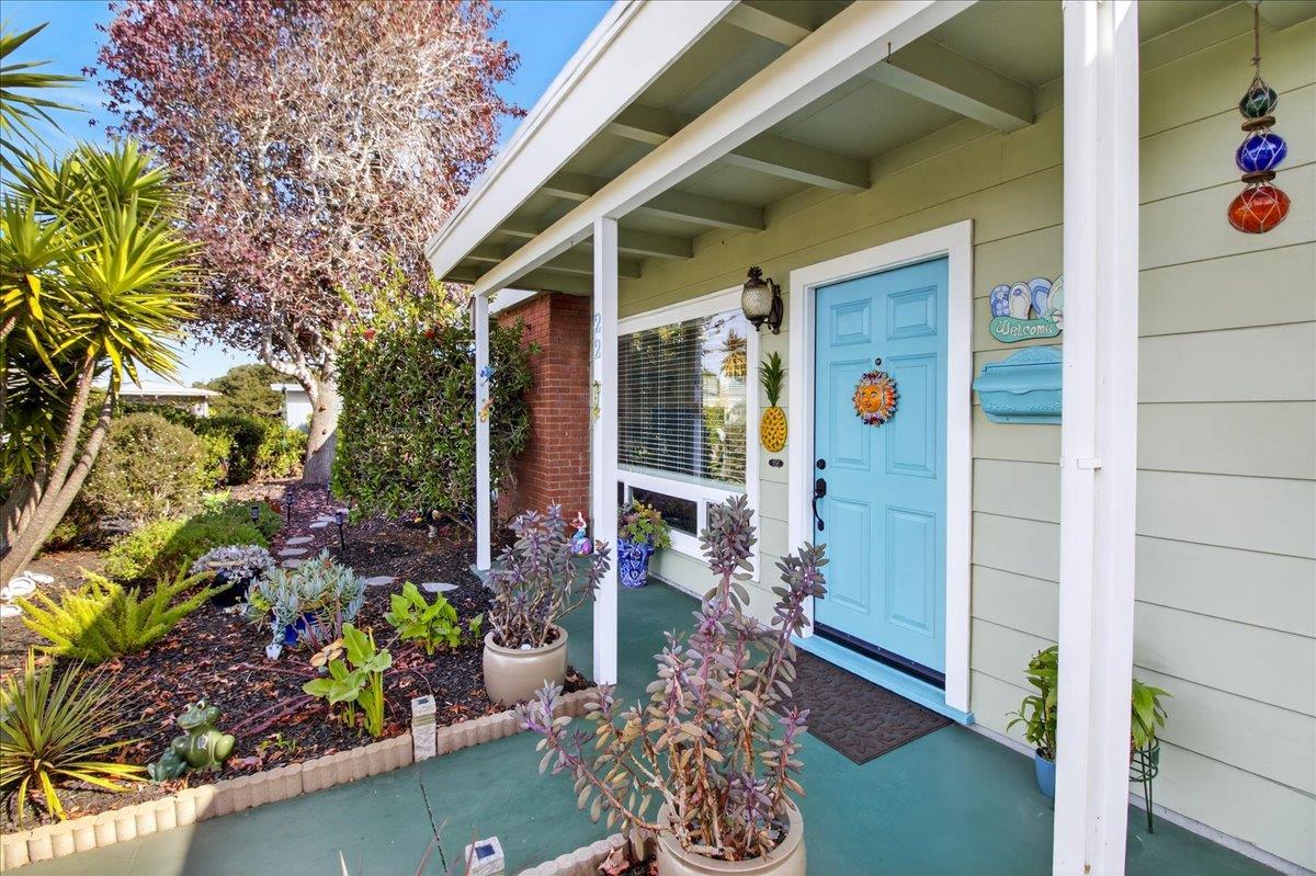 22 Melway Circle