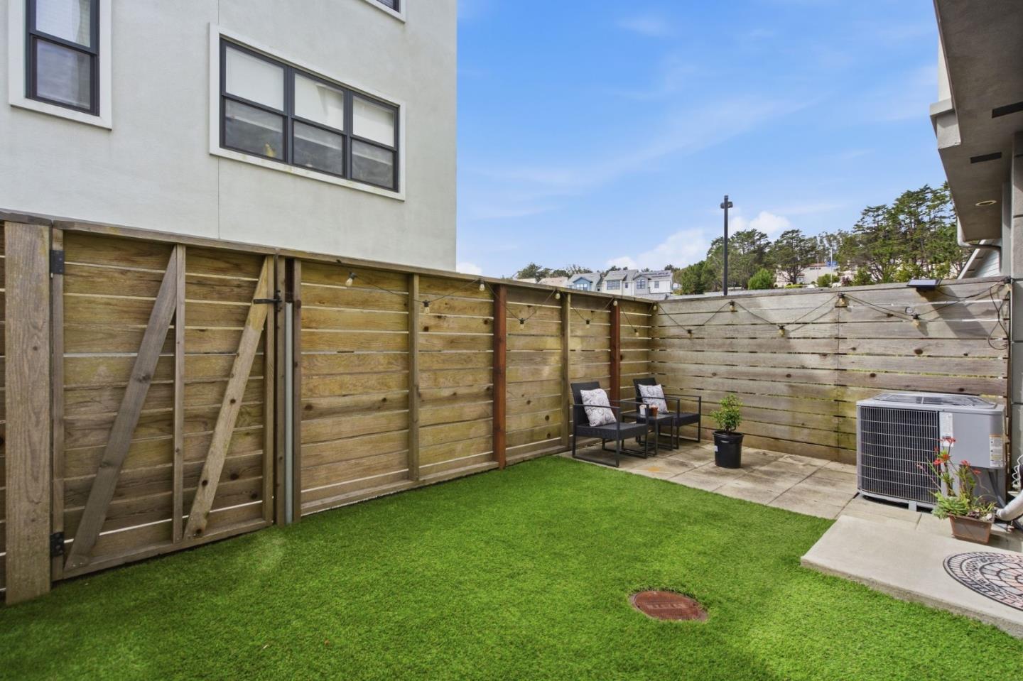 2637 Bantry Court