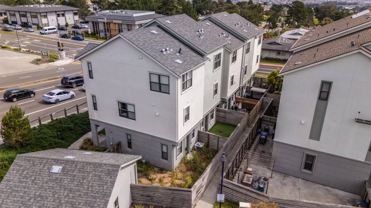 2637 Bantry Court