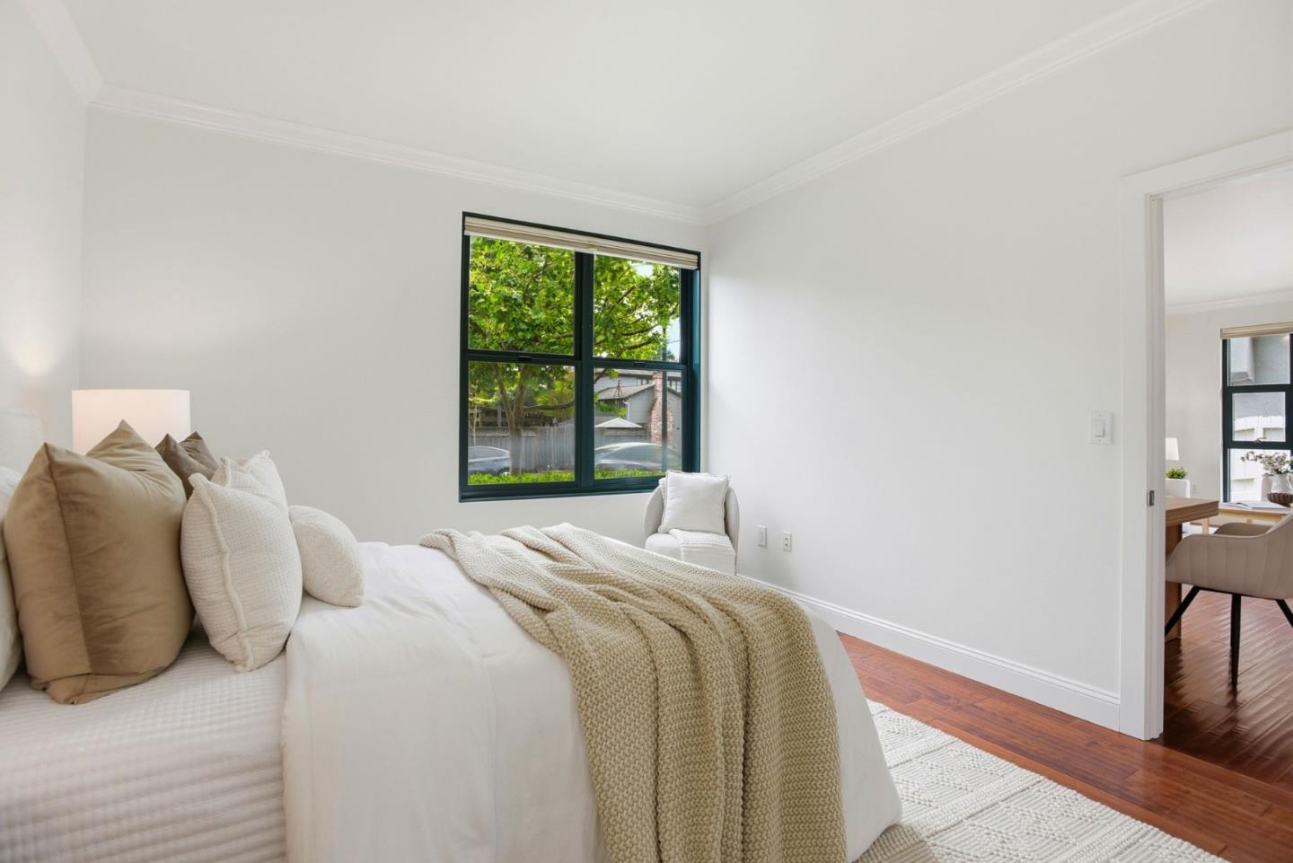 225 9th AVE 105