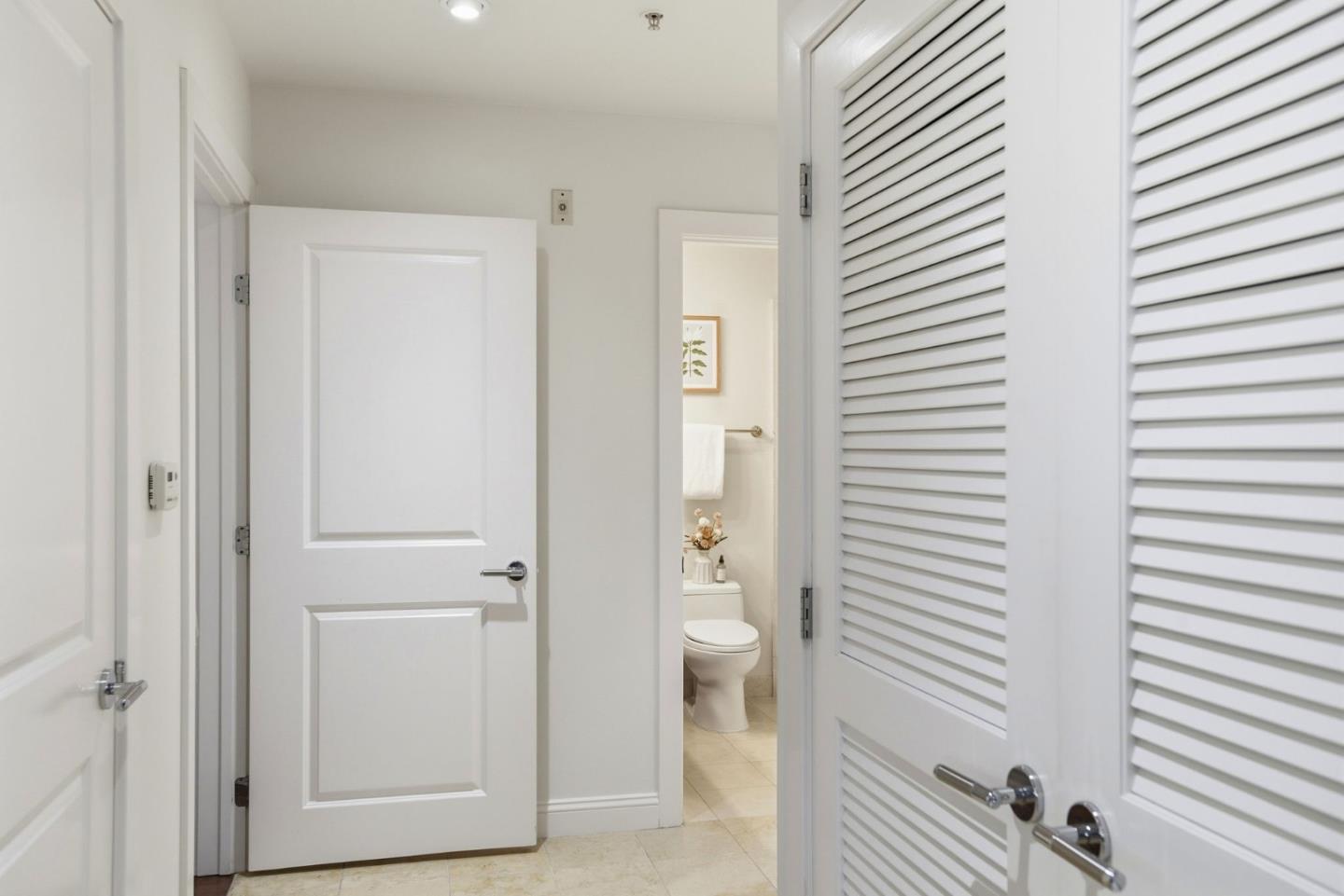 225 9th AVE 105