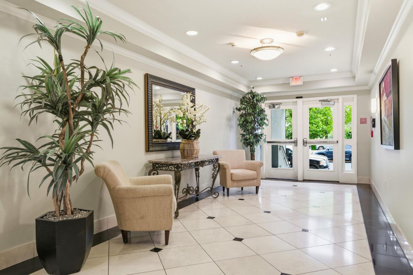 225 9th AVE 105