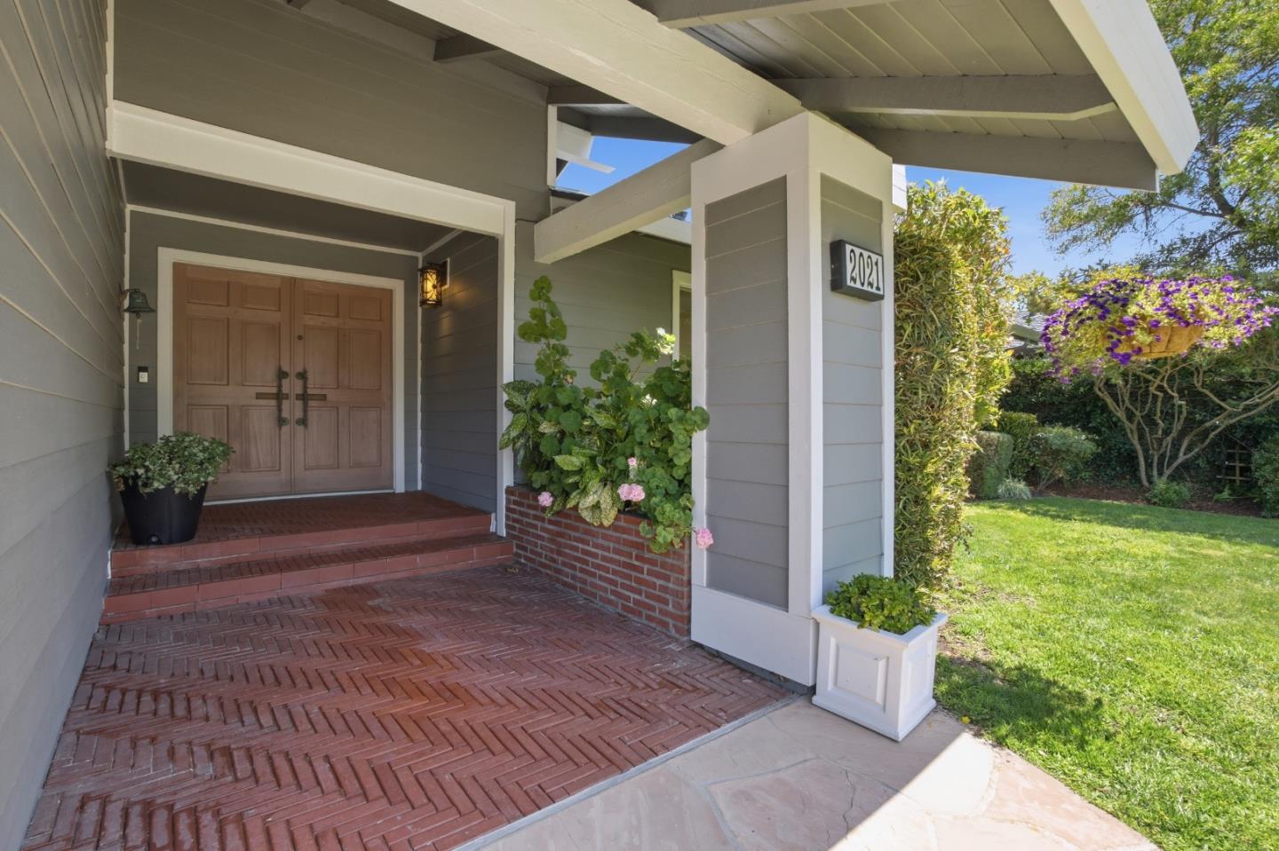2021 Bordeaux Lane