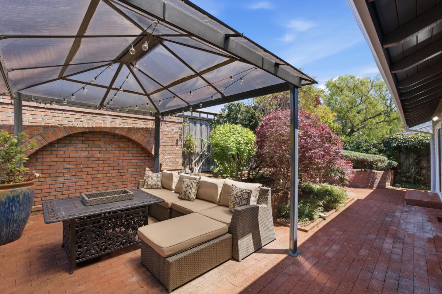 2021 Bordeaux Lane