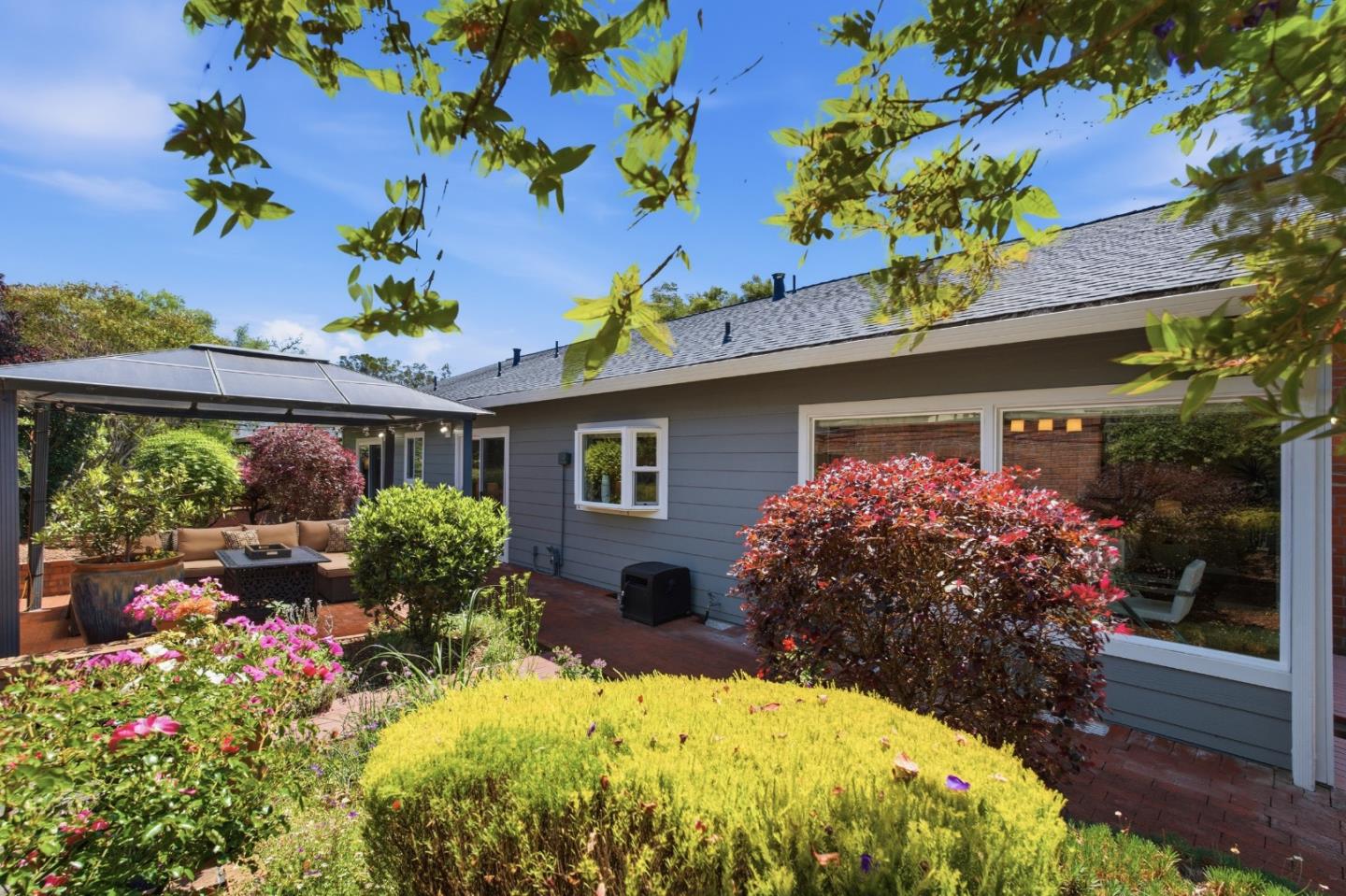 2021 Bordeaux Lane
