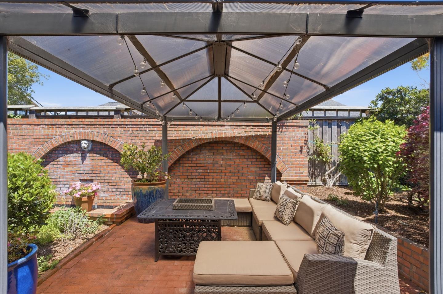2021 Bordeaux Lane