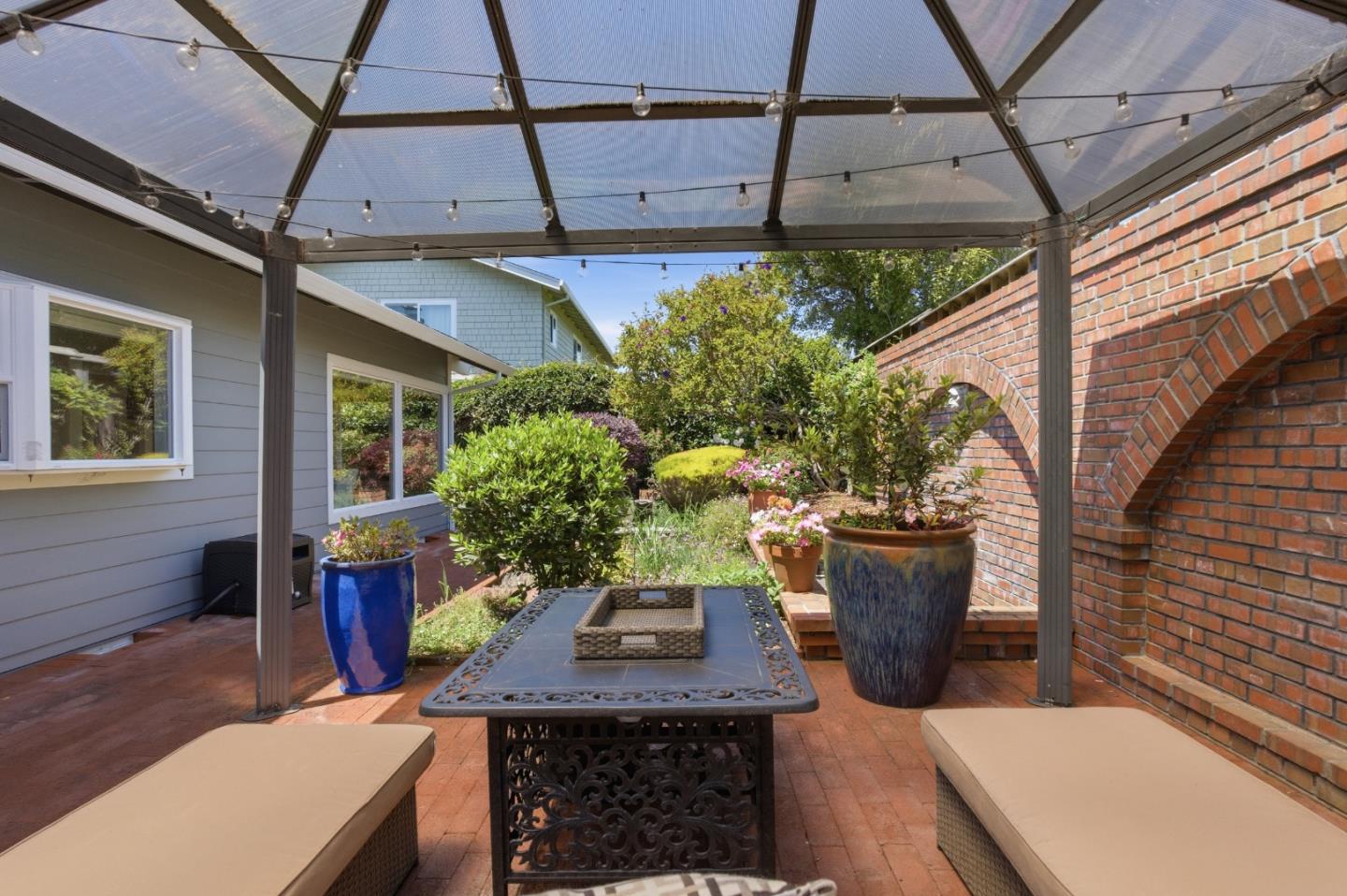 2021 Bordeaux Lane