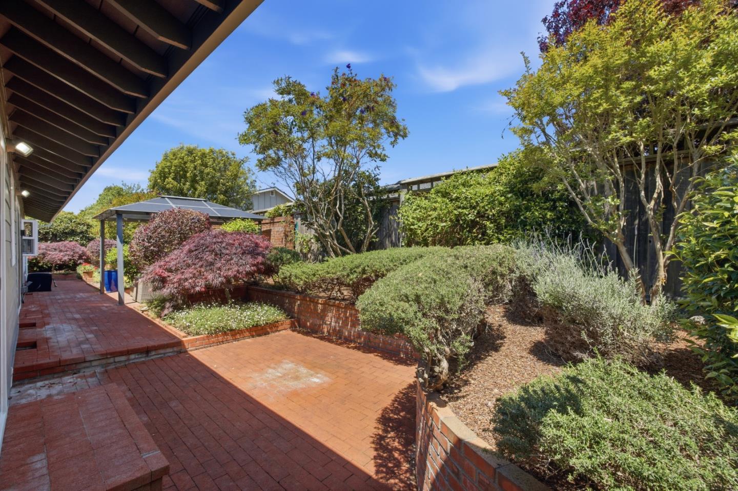 2021 Bordeaux Lane