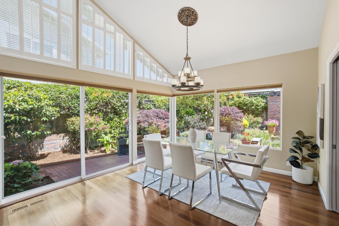 2021 Bordeaux Lane