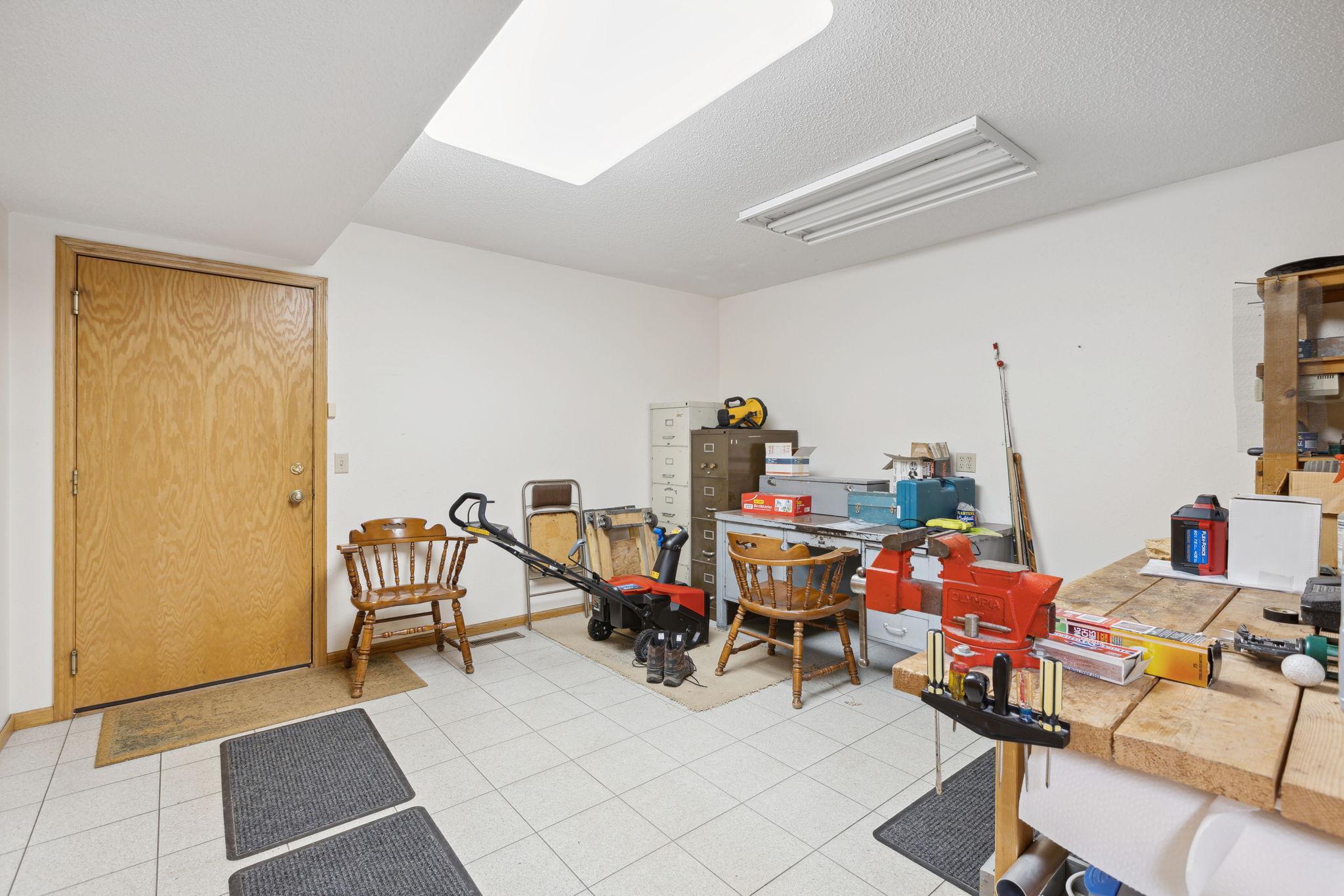 1562 Bolton Drive NW