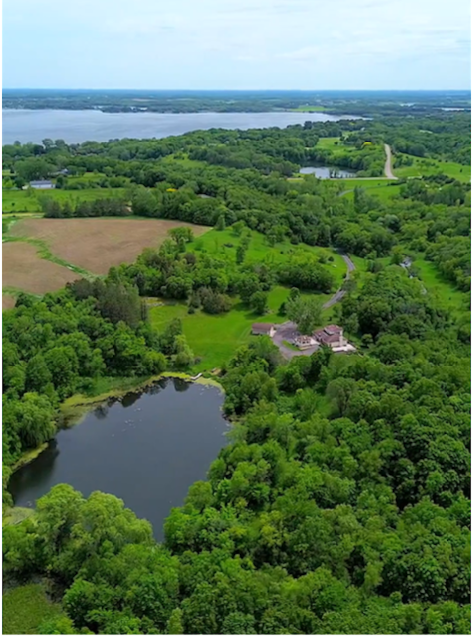 1562 Bolton Drive NW