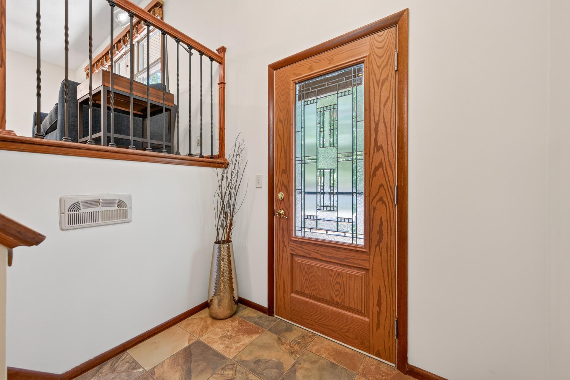 6911 Ticonderoga Trail