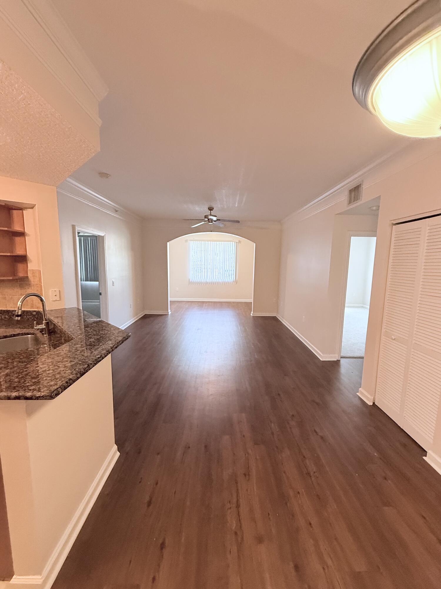 1101 Myrtlewood Circle E 101