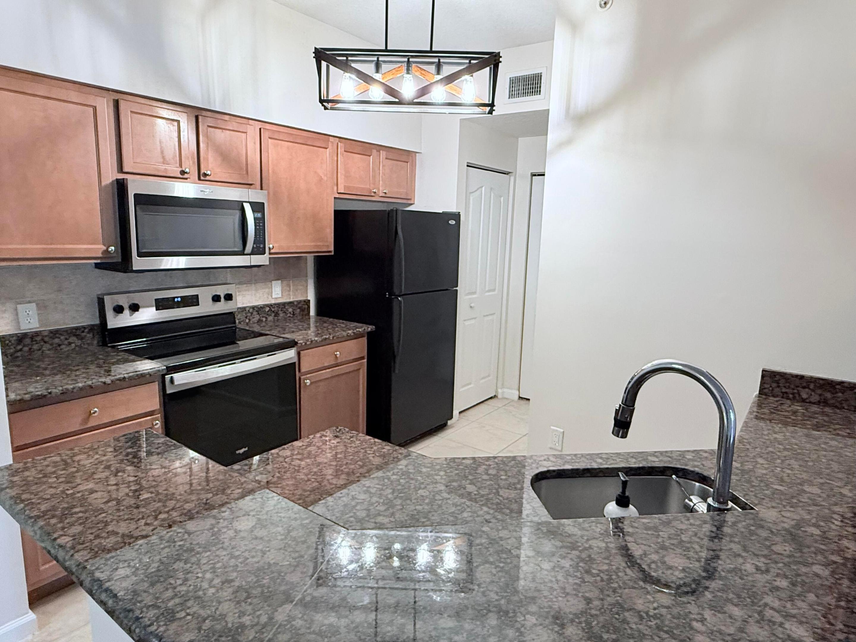 1101 Myrtlewood Circle E 101