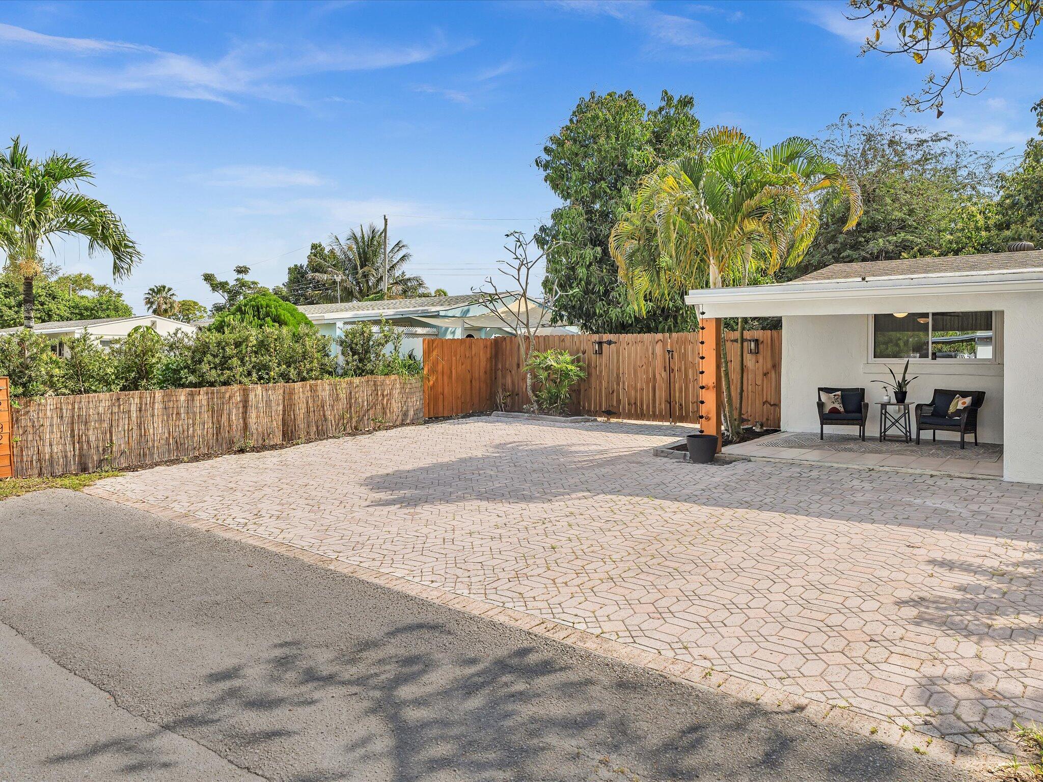 2192 Bonnie Drive